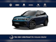 Volkswagen Tiguan - 1.5 eHybrid 272 6DSG R-Line Edition Automaat | Black Style Pakket