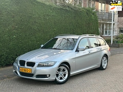 BMW 3-serie Touring - 318i Business RIJDGOED/PDC/XENON/NAVI