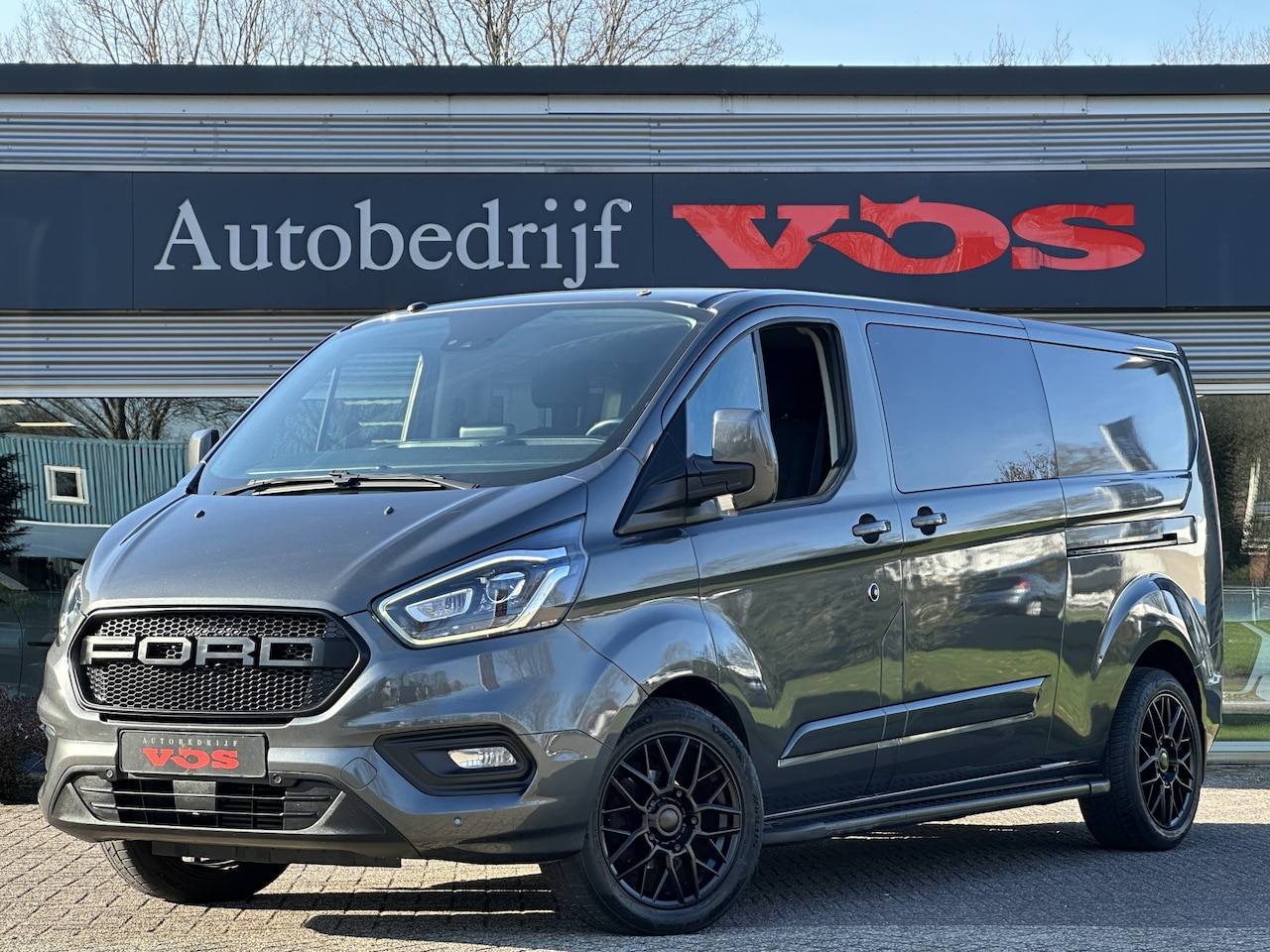 Ford Transit Custom - 300 2.0 TDCI L2H1 Limited DC | 170 pk | Marge | Zeer compleet! - AutoWereld.nl