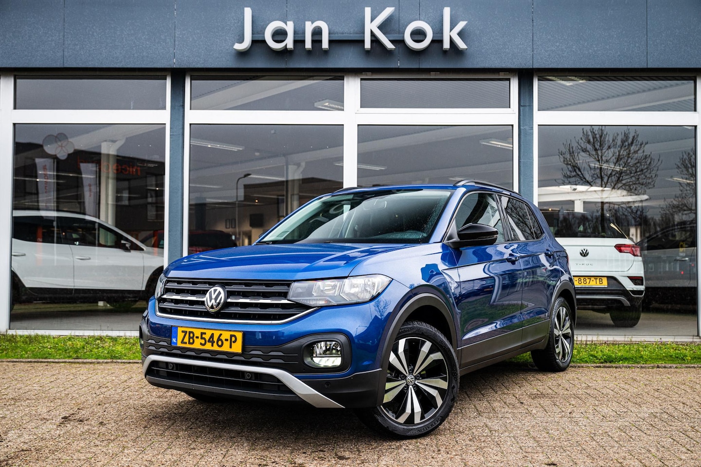 Volkswagen T-Cross - 1.0 TSi 95 pk Life | Blind Spot | DAB+ | Climatronic - AutoWereld.nl