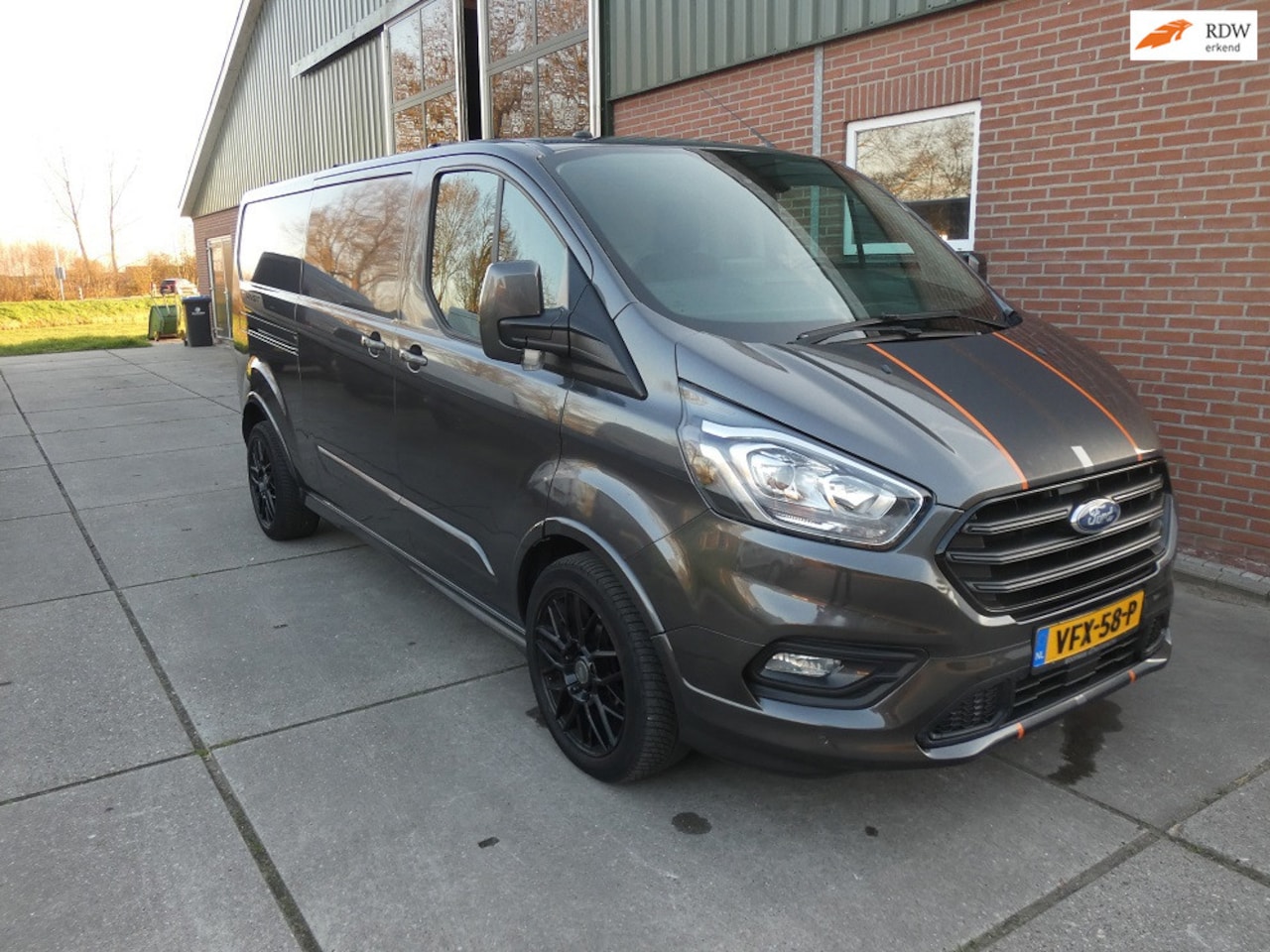 Ford Transit Custom - 320 2.0 TDCI L2H1*Sport*dub.schuifdeuren - AutoWereld.nl
