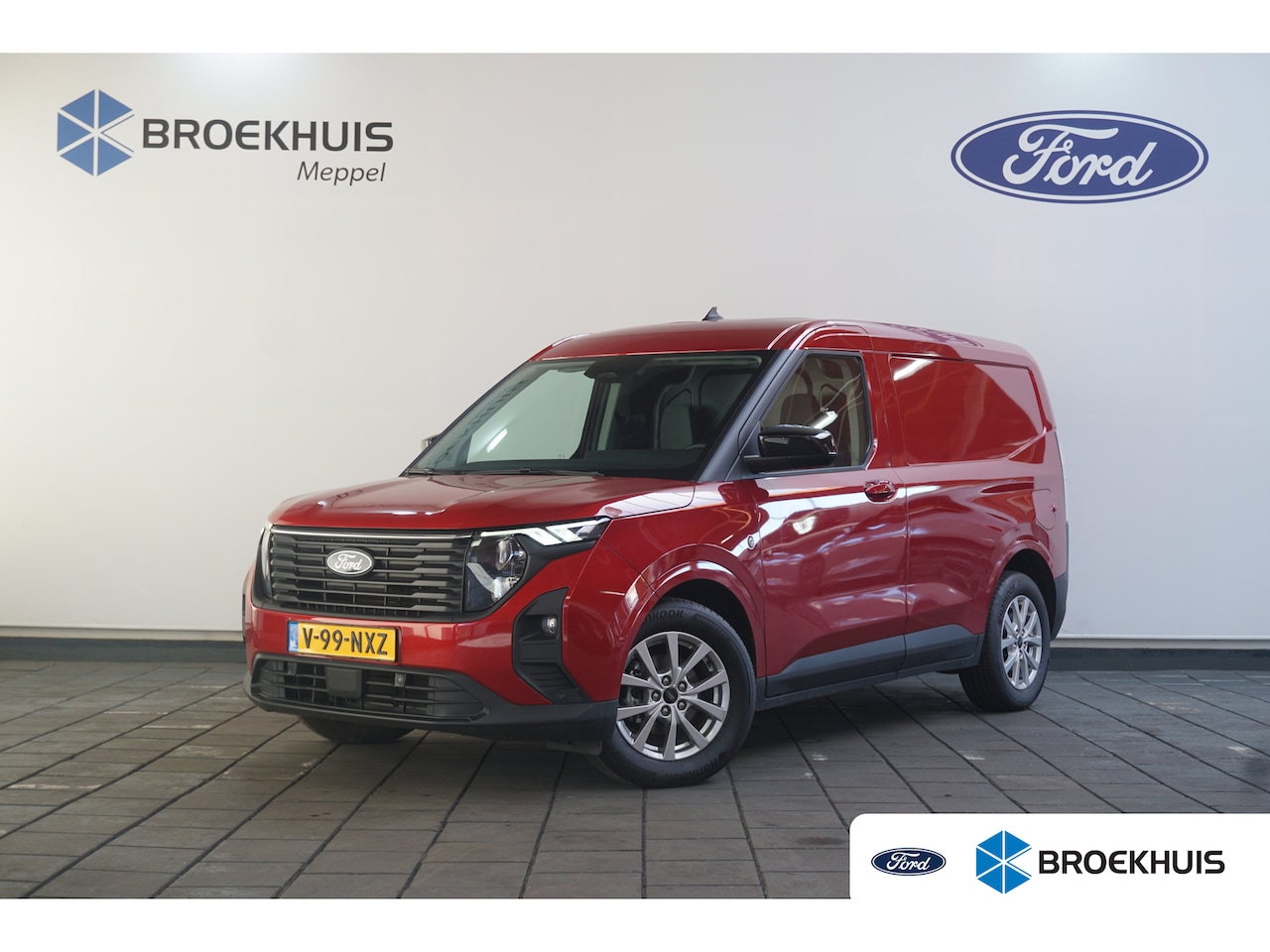 Ford Transit Courier - Limited 1.0 EcoBoost | Winter Pack | Navigatie | Lichtmetalen velgen | Camera | - AutoWereld.nl