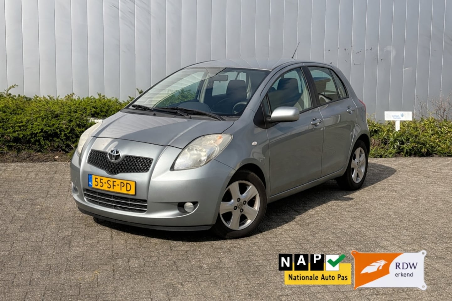 Toyota Yaris - Yaris 1.3 VVTi Luna MMT | AUTOMAAT | NAP | 5 DRS - AutoWereld.nl