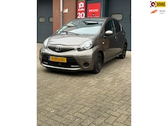 Toyota Aygo - 1.0 VVT-i Active/Airco/NAV/Elek.Pakket/Luxe/NAP/Onderhouden/APK/BOVAG Erkening
