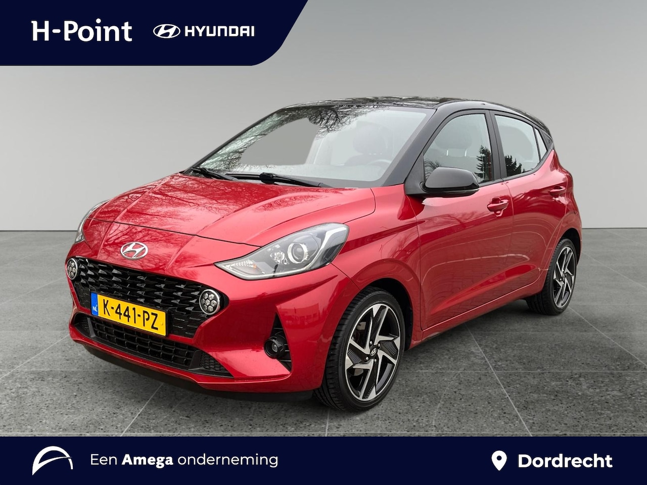 Hyundai i10 - 5-deurs Premium 1.0 i-Motion 67pk | DAKKLEUR ZWART | CLIMA | NAVI | APPLE CARPLAY / ANDROI - AutoWereld.nl