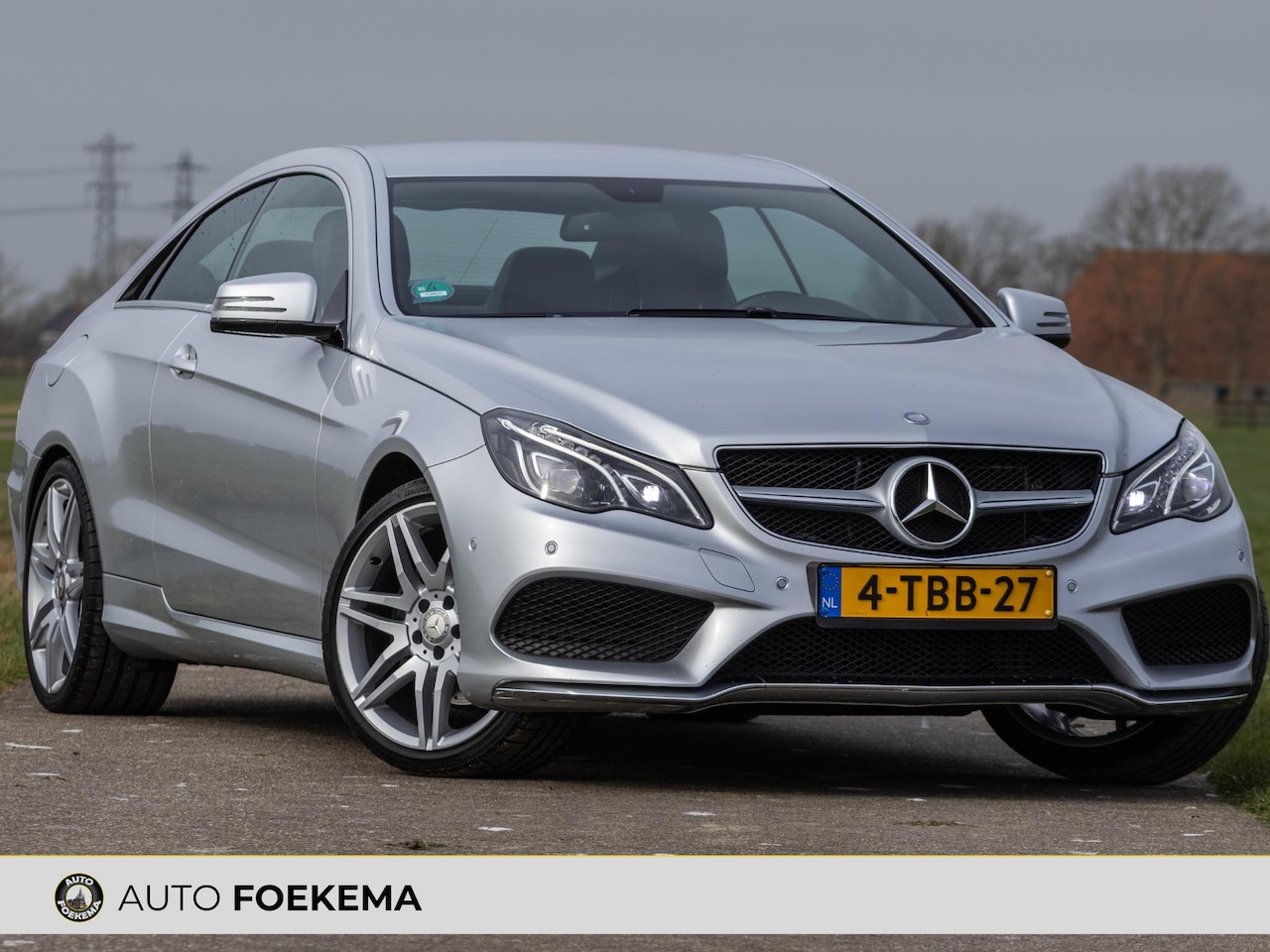Mercedes-Benz E-klasse Coupé - 200 Ambition AMG LED 19" Schakelflippers - AutoWereld.nl