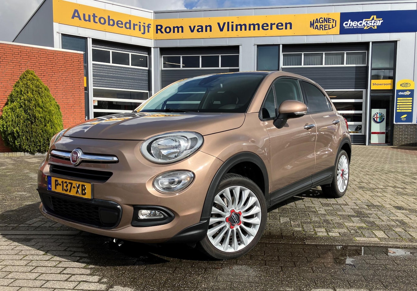 Fiat 500 X Cross - 1.4 Turbo MultiAir Cross | Automaat | Zeer speciale kleur Light Copper Metallic | Trekhaak - AutoWereld.nl