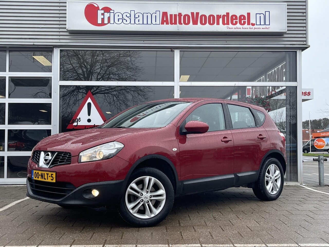 Nissan Qashqai - 1.6 Acenta /Cruise/Clima/Trekhaak/ - AutoWereld.nl