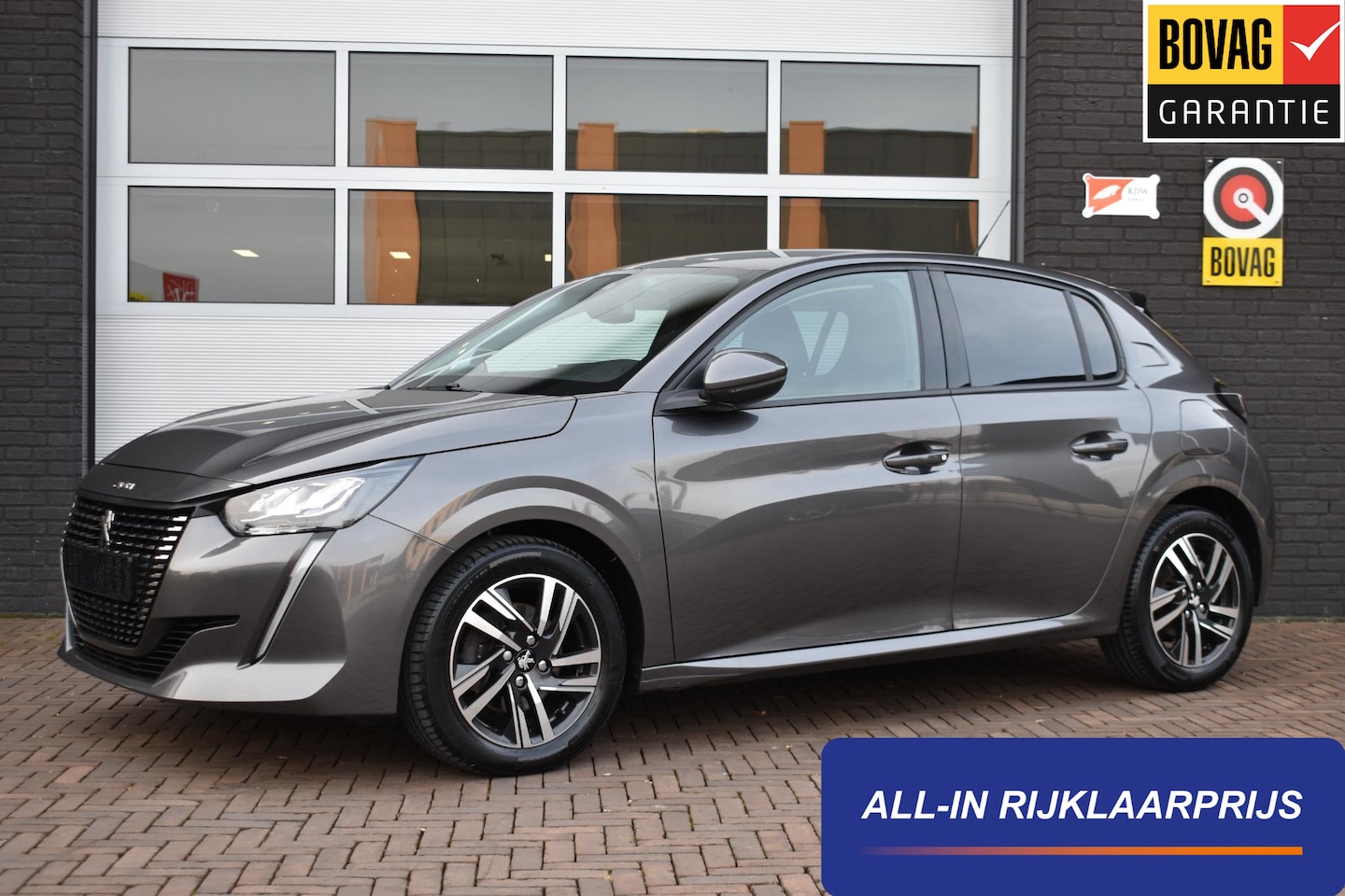 Peugeot 208 - 1.2 PureTech 100PK Allure Pack | Carplay | LED | Camera | Keyless | 3D Dashboard | Incl. g - AutoWereld.nl