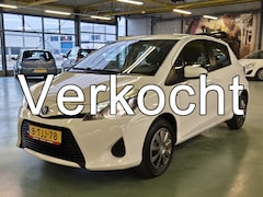 Toyota Yaris - 1.5 Full Hybrid Aspiration Automaat | Navi | Camera | Climat Control | Rijklaarprijs incl.