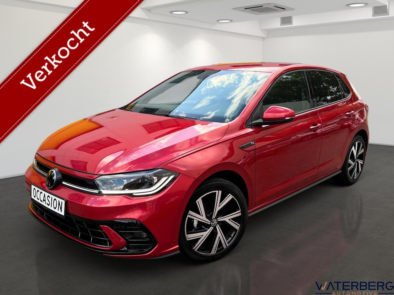 Volkswagen Polo - 1.0 TSI*3x R Line*IQ Light*Carplay*Camera*ACC*PDC*Draadloos Opladen*95 PK*Rood metallic - AutoWereld.nl