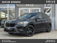BMW X1 - xDrive25e High Ex. Sportline Black|Leer|memory|Cam|Sfeer