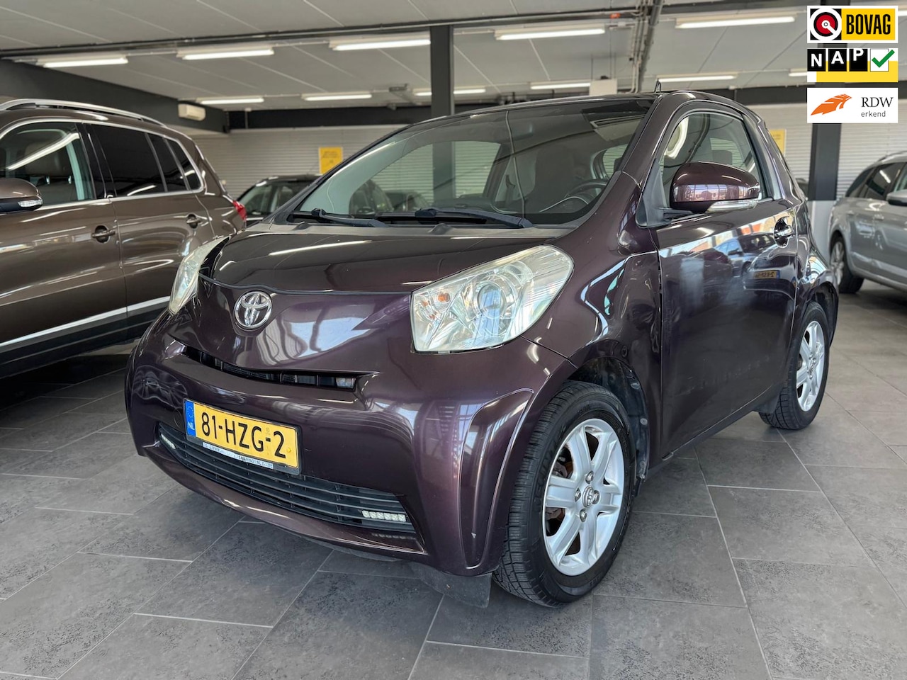 Toyota iQ - 1.0 VVTi Comfort airco elektrische pakket lm-velgen - AutoWereld.nl