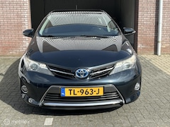 Toyota Auris - 1.8 Hybride Aut, Camera, Xenon, Dealer onderhouden