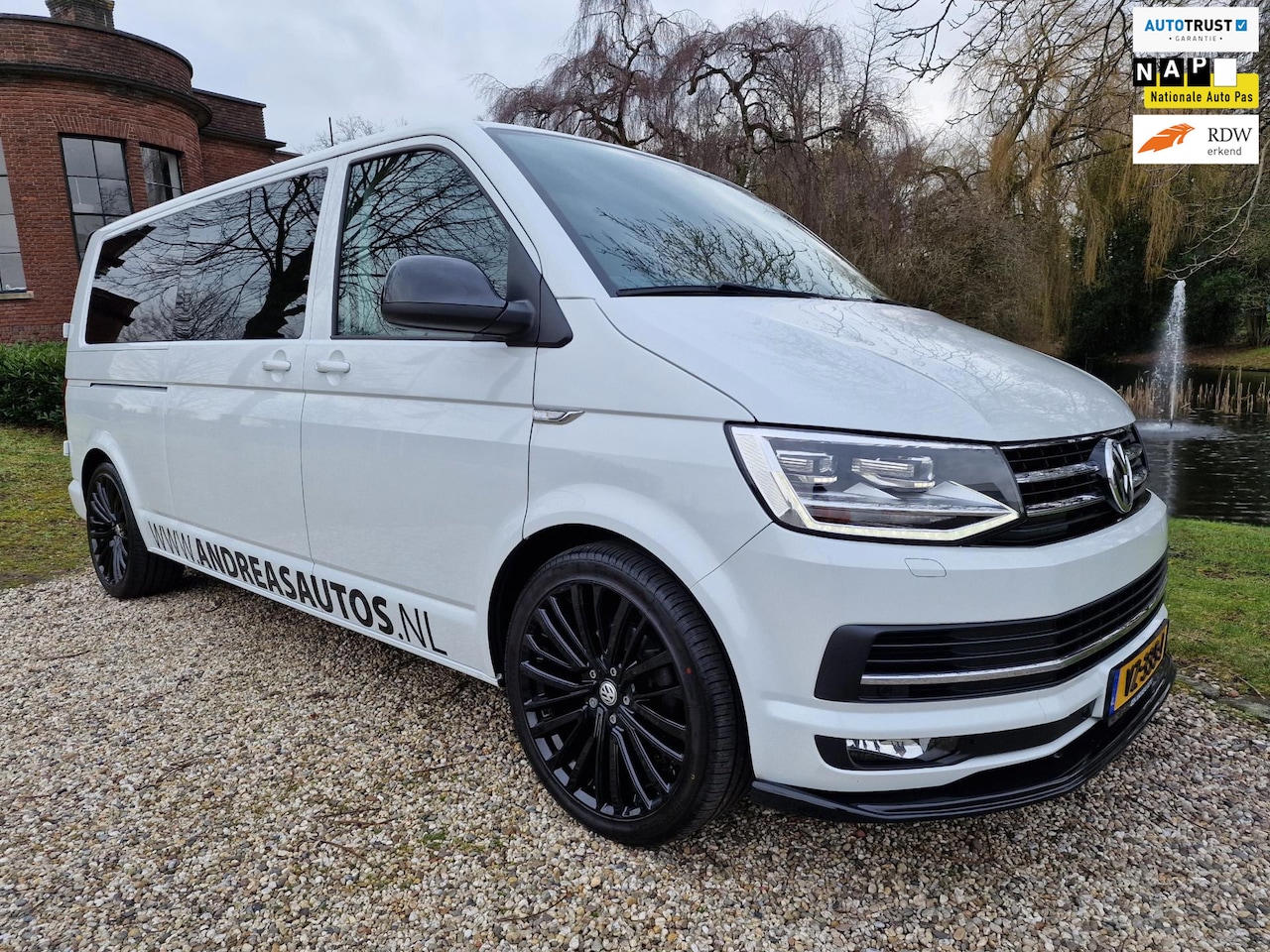 Volkswagen Transporter - 2.0 TDI L2H1 DC Highline XENON/aut/NAVI - AutoWereld.nl