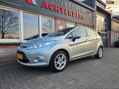 Ford Fiesta - 1.25 Titanium Trekhaak Airco/Clima Xenon Cruise Control Nette Auto 5-Deurs NAP