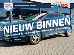 Renault Clio - 0.9 TCE LIMITED AC/BLUETOOTH/CRUISE/NAV/MIST.LAMP/PARK.SENS/LMV