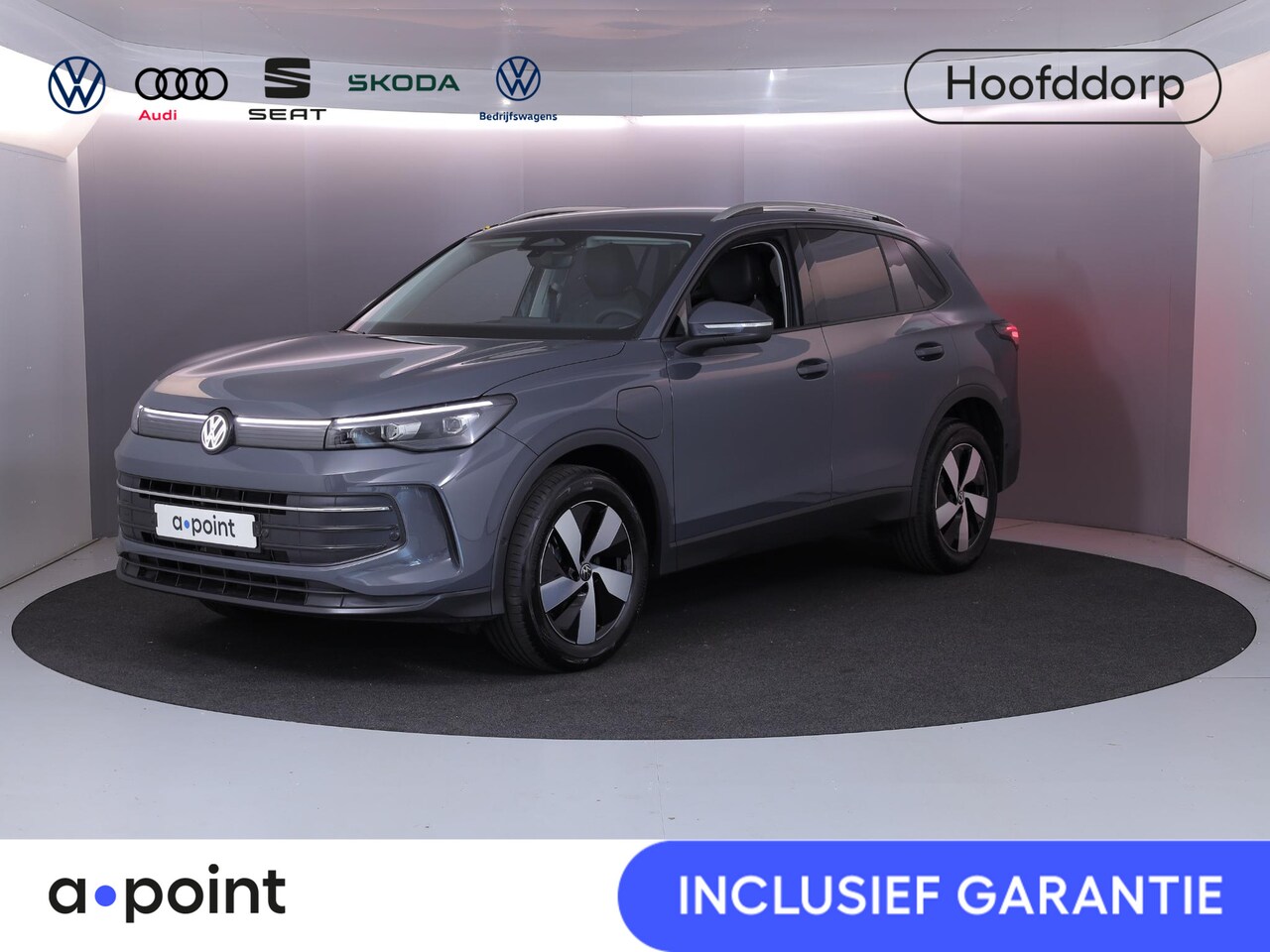 Volkswagen Tiguan - 1.5 eHybrid Life Edition 204 pk Automaat (DSG) | Verlengde garantie | Navigatie | Parkeers - AutoWereld.nl