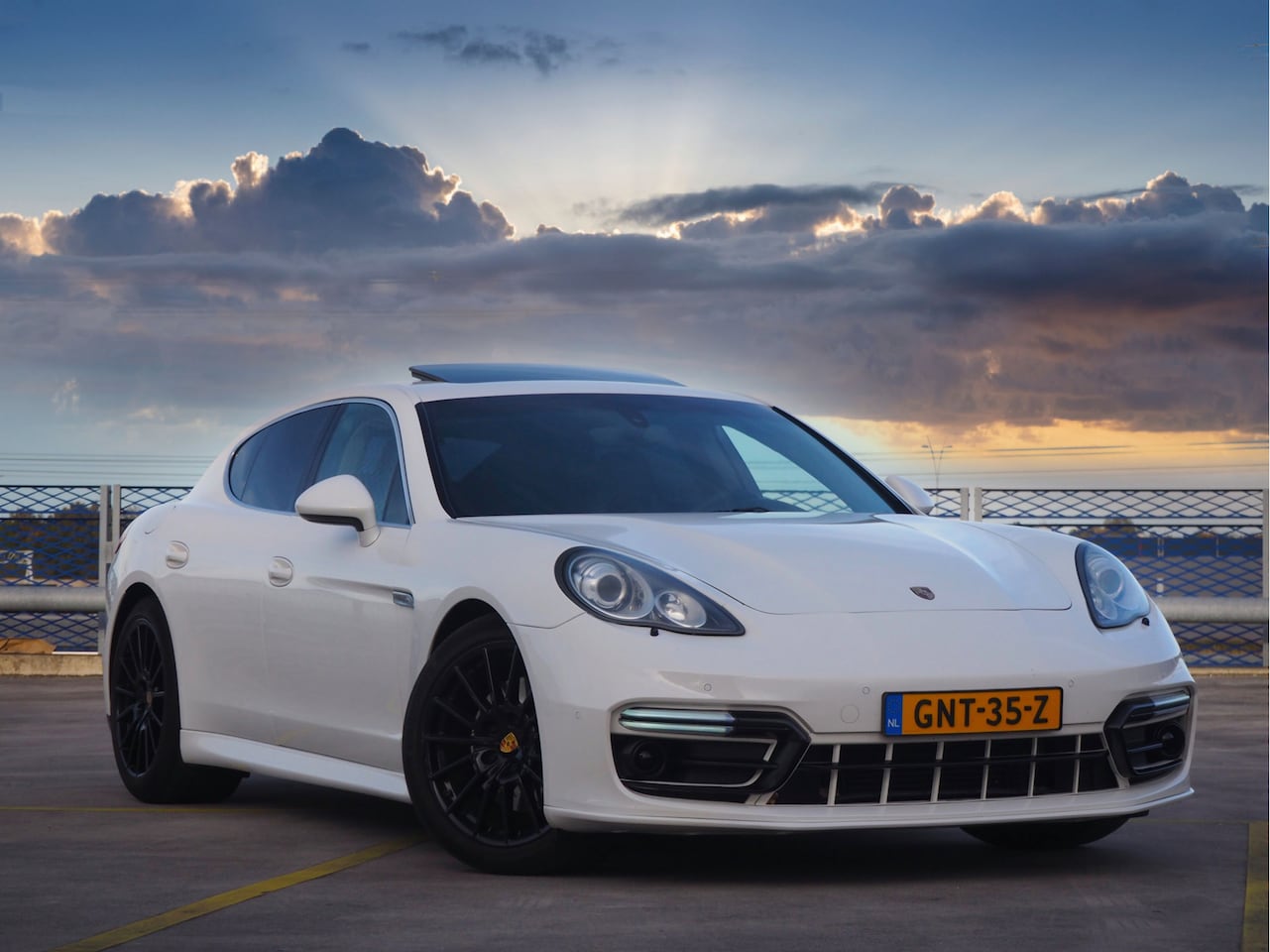 Porsche Panamera - 4.8 4S 4.8 4S - AutoWereld.nl