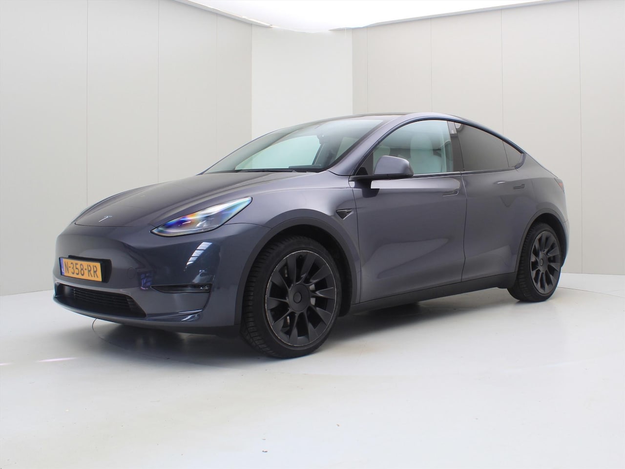 Tesla Model Y - Long Range AWD 351pk [ WIT LEDER+ENHANCED AUTOPILOT+20 INCH+PREMIUM AUDIO ] - AutoWereld.nl
