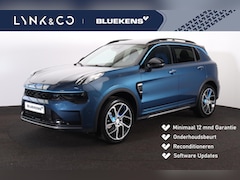 Lynk & Co 01 - 1.5 - Automaat - Panorama/schuifdak - Adaptieve Cruise control met stuurovername - Infinit