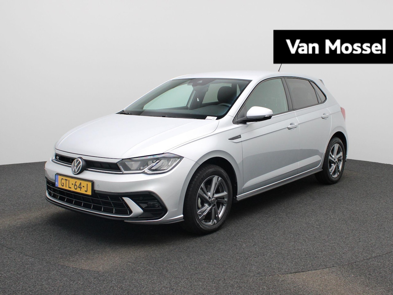 Volkswagen Polo - 1.0 TSI R-Line Automaat | Camera | parkeersensoren | Cruise control | Apple carplay | Airc - AutoWereld.nl