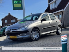 Peugeot 206 - 1.6 / Org NL / Airco / Trekhaak / 5 Deurs