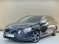 Volvo V60 - 2.0 R-design D3, 136Pk, 2012, Trekhaak, Navigatie, Parkeersensoren, Cruise control, Climat