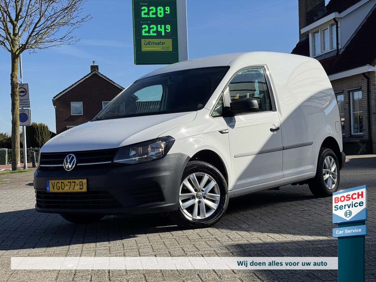 Volkswagen Caddy - 2.0 TDI L1H1 / Org NL / Lichtmetaal / Bleutooth / Clima - AutoWereld.nl