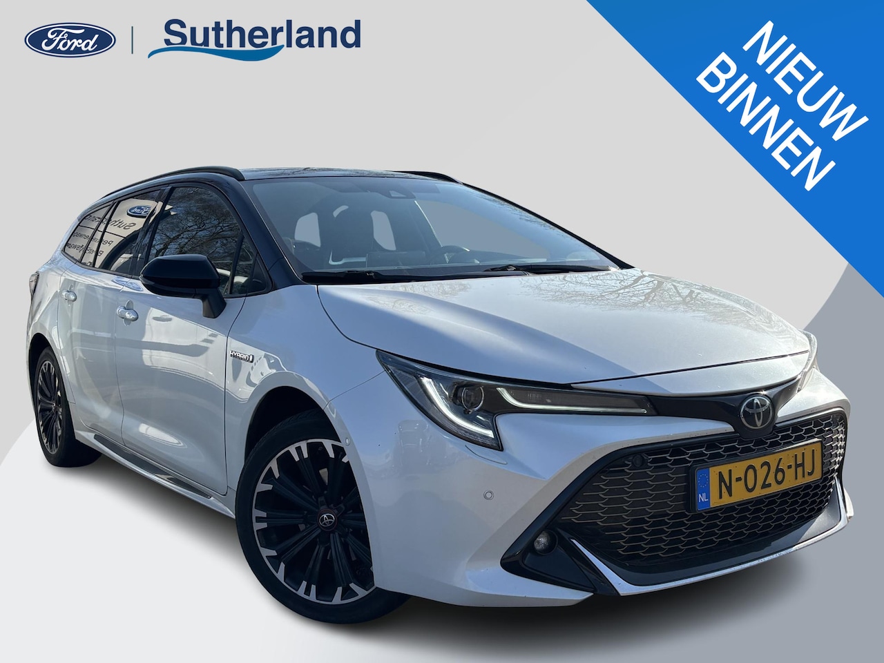 Toyota Corolla Touring Sports - 1.8 Hybrid GR-Sport 122pk | Trekhaak | Adaptieve Cruise | Stoelverwarming | 18 inch velgen - AutoWereld.nl