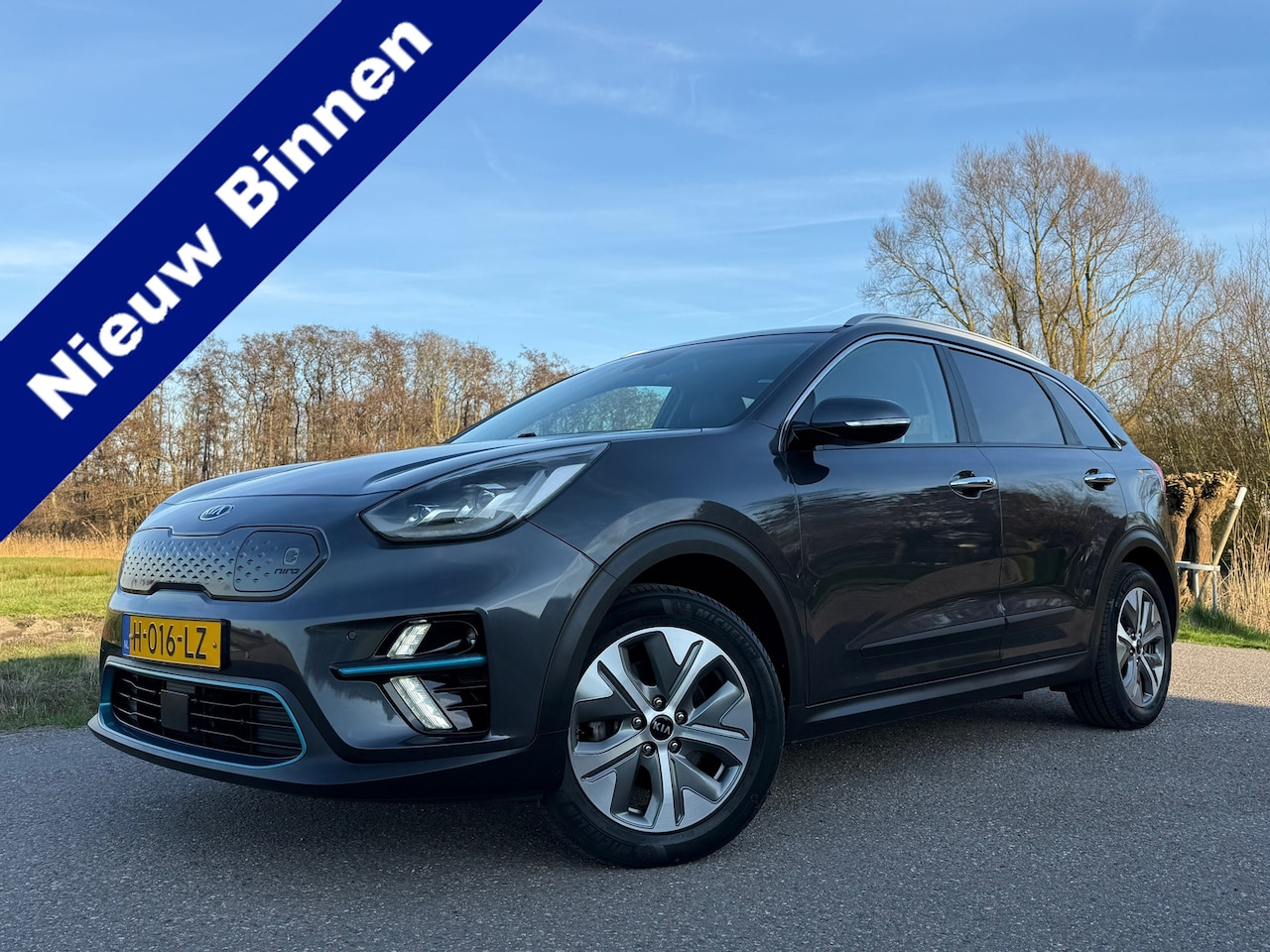 Kia e-Niro - ExecutiveLine 64 kWh Automaat | SOH 100% | Leder | JBL | Camera | Apple CarPlay/Android Au - AutoWereld.nl