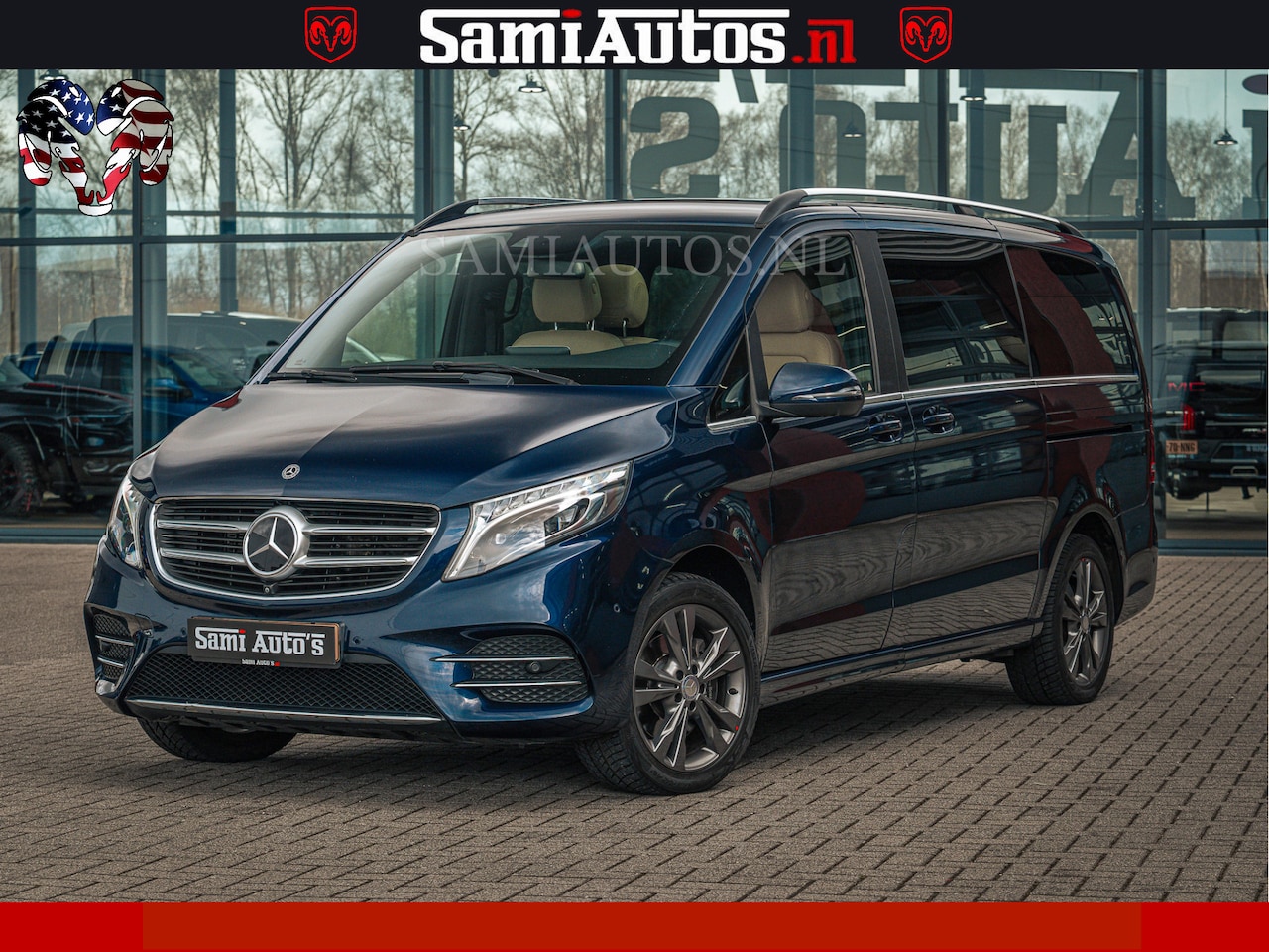 Mercedes-Benz V-klasse - AMG VIP PURE LUXE 6 PERSOONS | 4-MATIC | LANG | PANO DAK | EXCLUSIVE | ADAPTIVE CRUISE | A - AutoWereld.nl