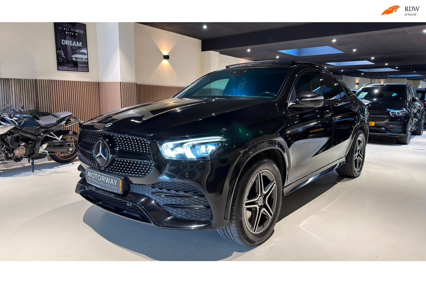 Mercedes-Benz GLE-Klasse Coupé - 350 e 4MATIC |PANO|BURMESTER|MEMORY|HUD|LUCHTVERING|BTW - AutoWereld.nl