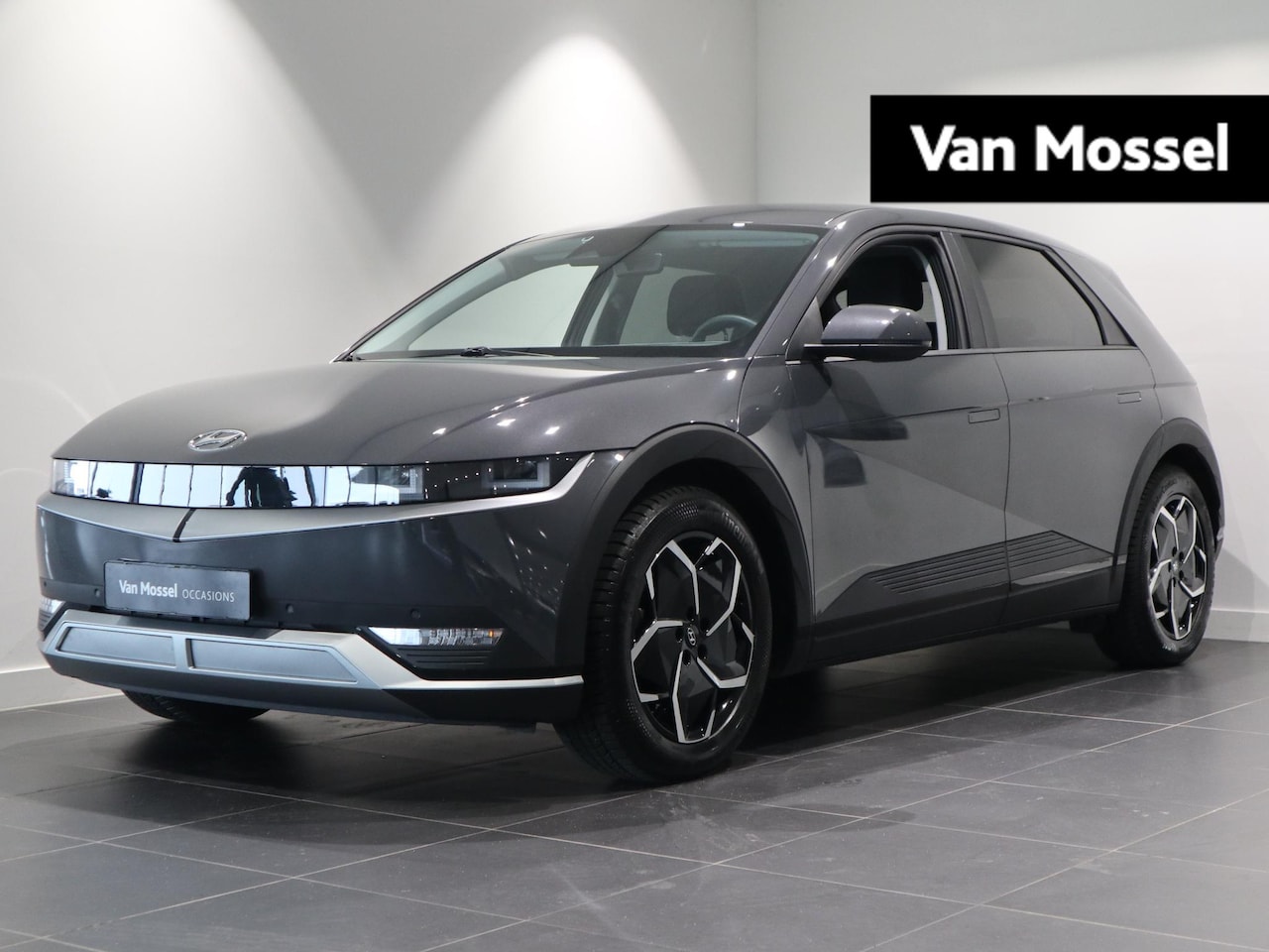 Hyundai IONIQ 5 - 77.4kWh Core - STOELVERWARMING - ELEKTRISCH - ACHTERUITRIJ CAMERA - AutoWereld.nl