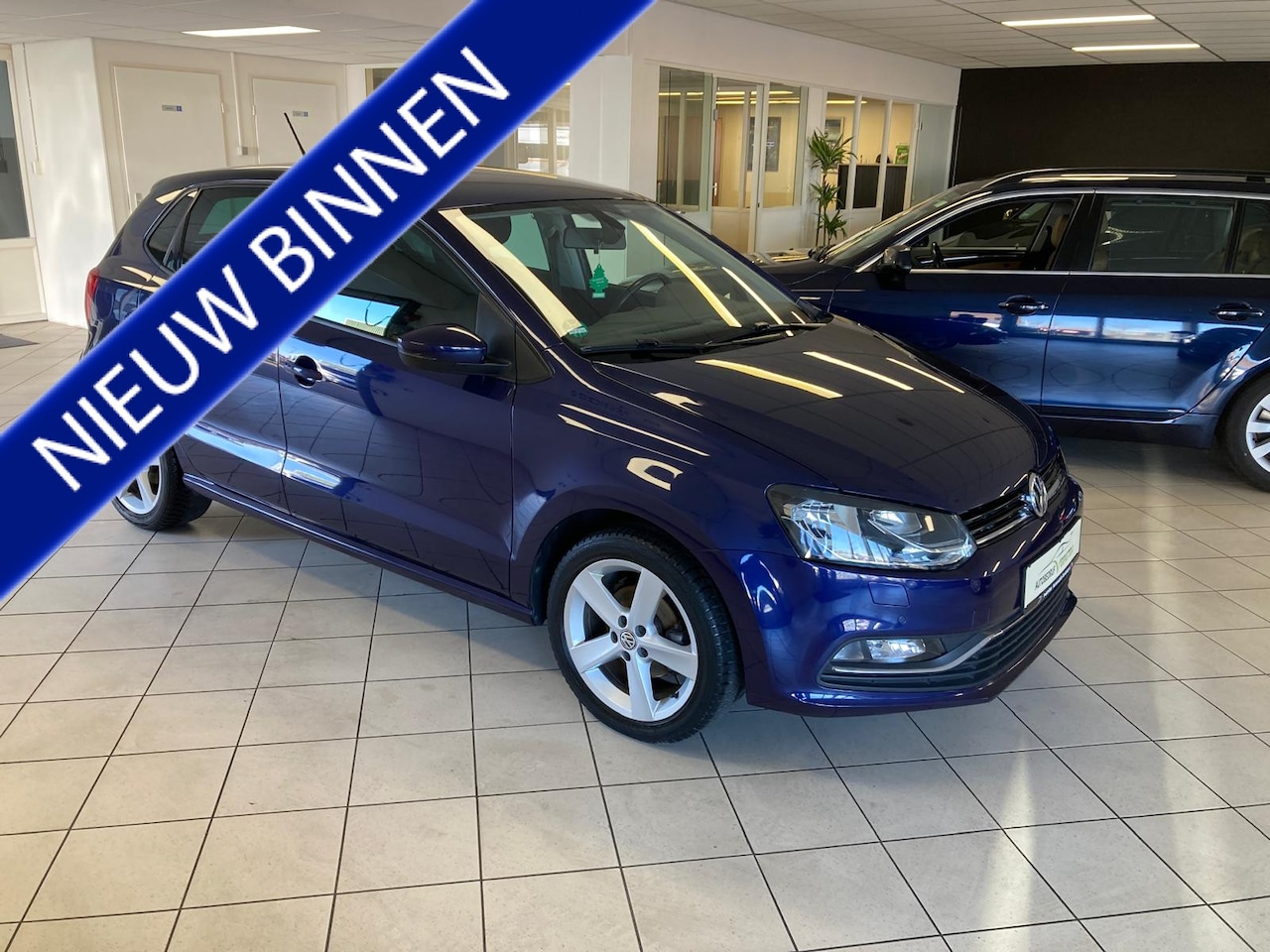 Volkswagen Polo - 1.2 TSI 5Drs All Star Edition | 90 PK | Navi | PDC | Bouwjaar 2017 - AutoWereld.nl