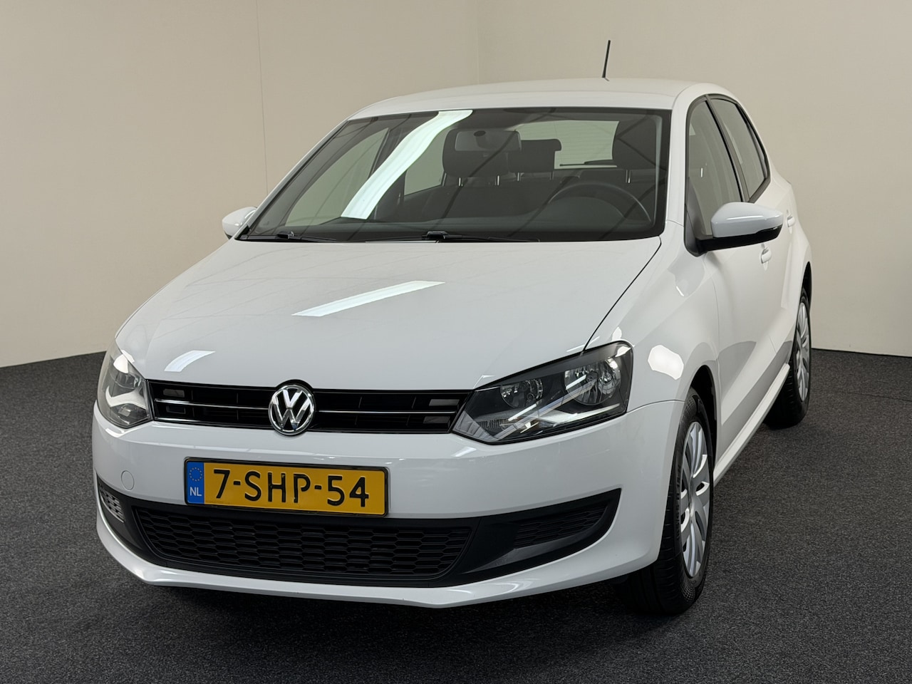 Volkswagen Polo - 1.2 TSI BlueMotion Edition Airco / Centr. vergr / 5Drs / 4 cilinder 90PK - AutoWereld.nl