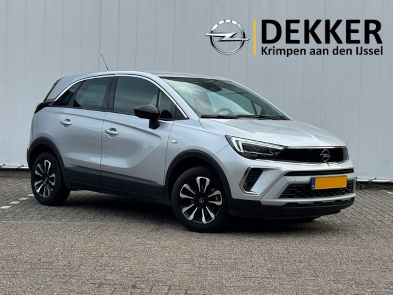 Opel Crossland - 1.2 Turbo Elegance met Navi/Camera, AGR, LED, Climate Controle - AutoWereld.nl