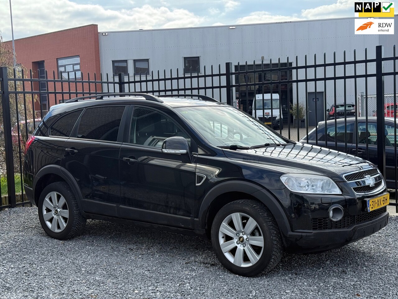 Chevrolet Captiva - 3.2i Executive AUTOMAAT!APK!AIRCO!7 PERSOONS! - AutoWereld.nl