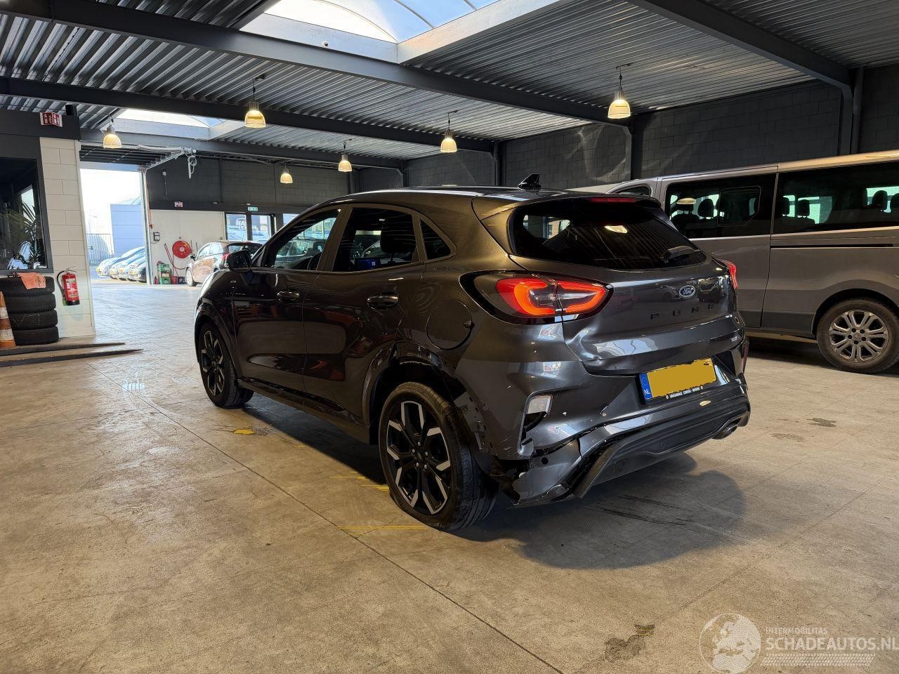 Ford Puma - 1.0 EcoBoost Hybrid ST-Line X 1.0 EcoBoost Hybrid ST-Line X