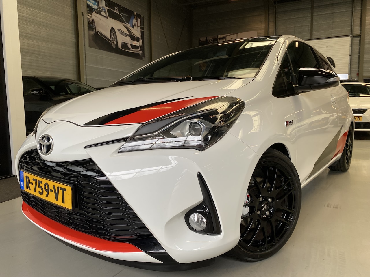 Toyota Yaris - 1.8 GRMN Camera, Navi, 213PK, Limited edition - AutoWereld.nl