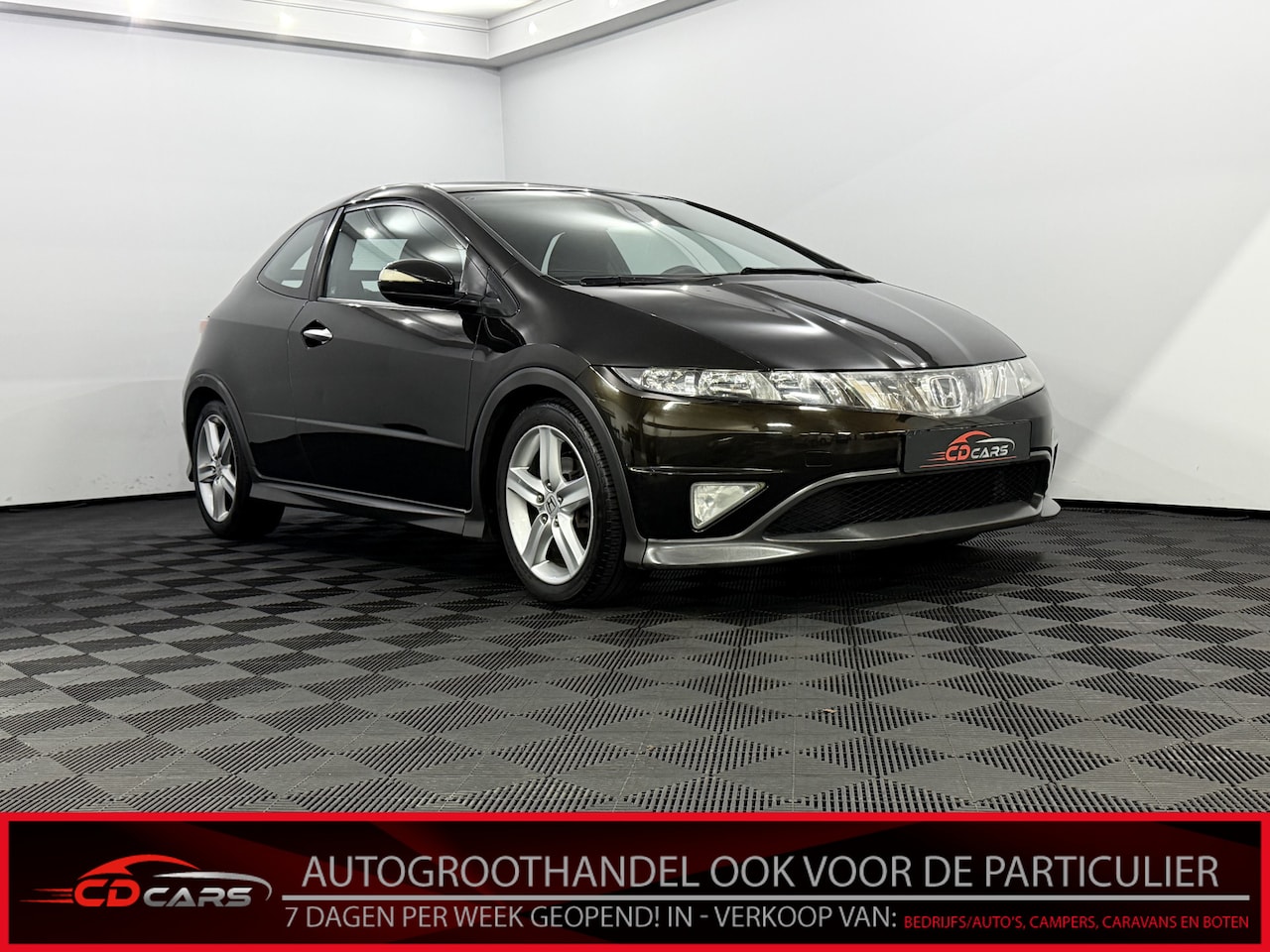 Honda Civic - 1.8 Type S Clima, Cruise control, Parkeersensoren, Lichtmetalen velgen - AutoWereld.nl