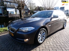 BMW 5-serie Touring - 523i High Exe Aut. 6-Cilinder Leder Navi Xenon