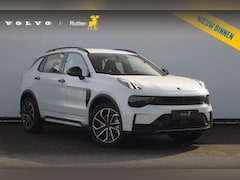 Lynk & Co 01 - 276PK Automaat Core / Adaptieve cruise control / Stoel - en stuurwielverwarming / Parkeers