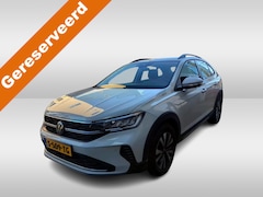 Volkswagen Taigo - 1.0 TSI Life PDC / Trekhaak / Navigatie