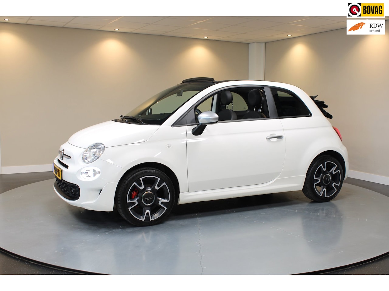 Fiat 500 C - 1.2 Rockstar *Distr.riem VV* Carplay|Beats Audio|Navi|Cruise|PDC - AutoWereld.nl