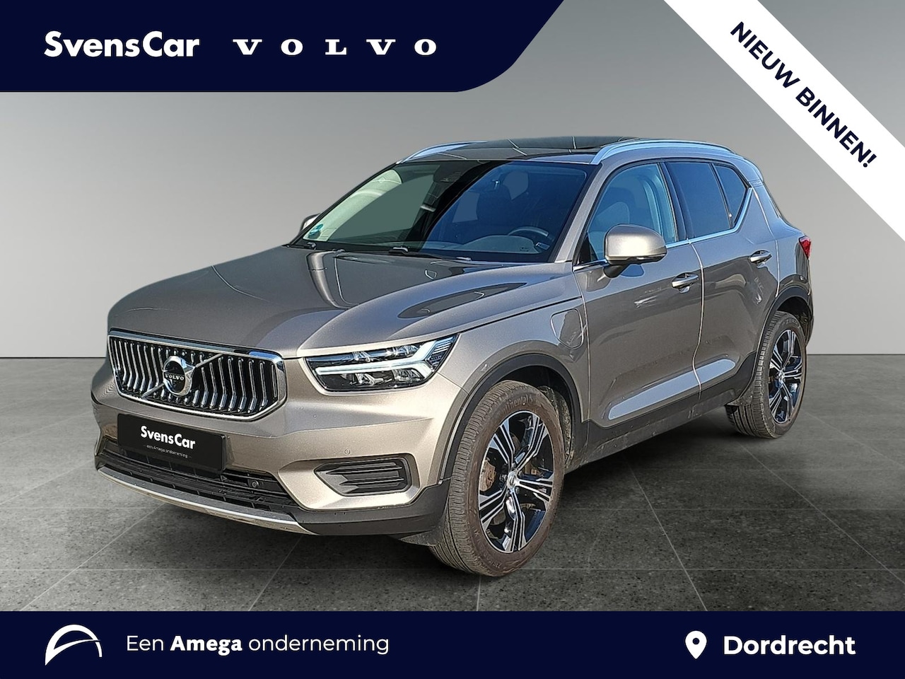 Volvo XC40 - 1.5 T4 Recharge Inscription Expression | Trekhaak | Panoramadak | Keyless Entry | Stoelver - AutoWereld.nl