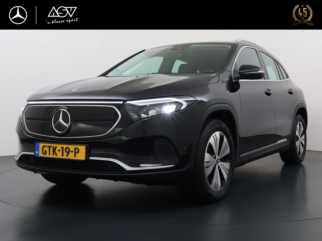 Mercedes-Benz EQA - 250 Luxury 67 kWh Accu | Sfeerverlichting | DAB+ radio | Smartphone Integratie | Achteruit - AutoWereld.nl