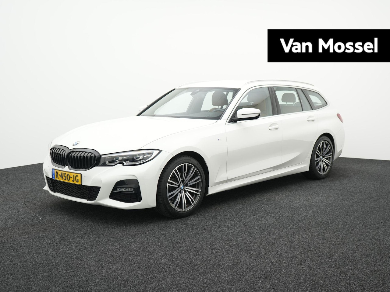 BMW 3-serie Touring - 318i High Executive Edition | M-Sport Pakket | Apple/Android Play | Cruise | Camera | Keyl - AutoWereld.nl