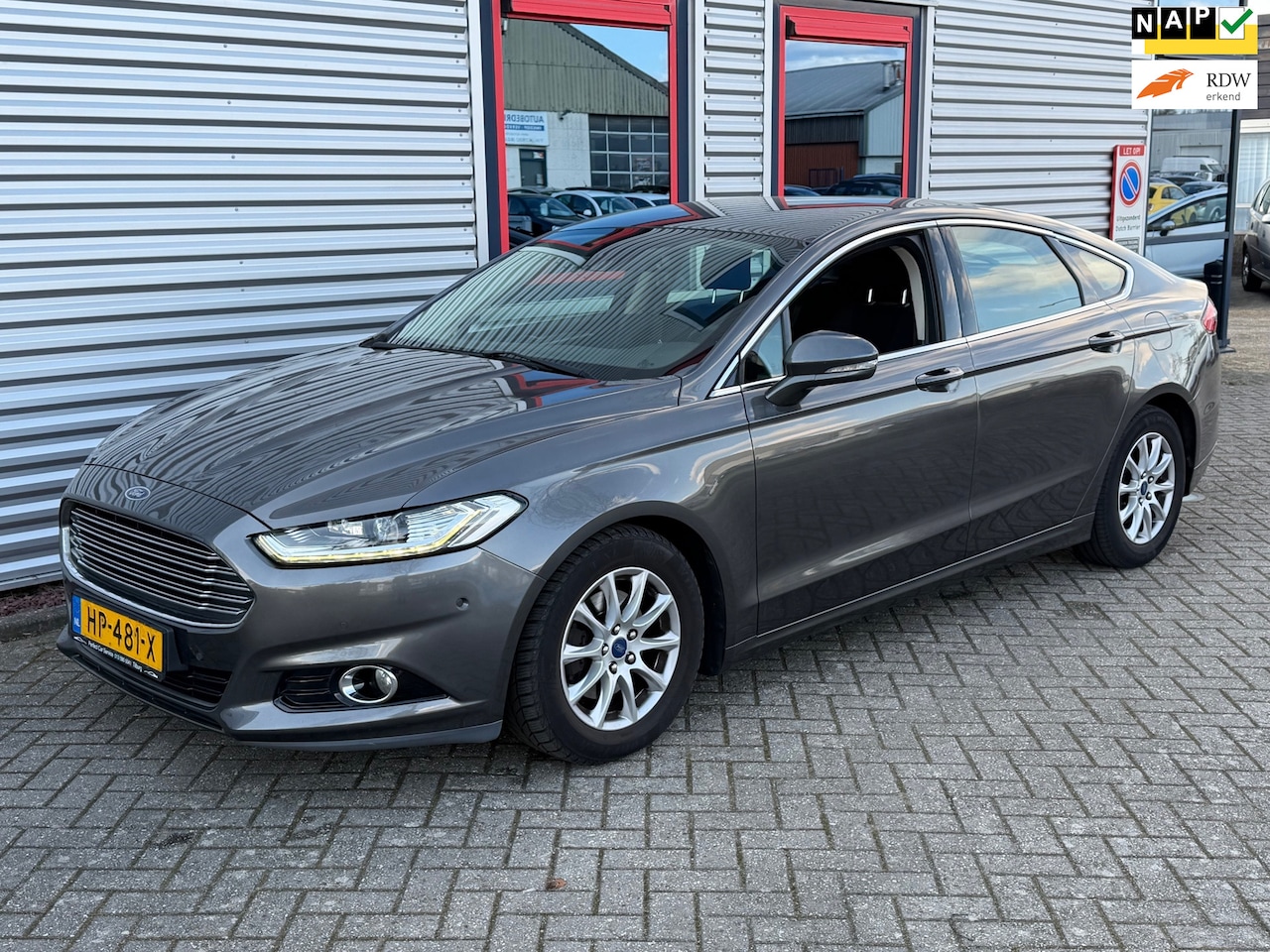 Ford Mondeo - 1.5 TDCi Titanium Hatchback - AutoWereld.nl
