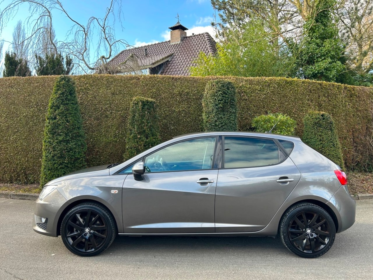 SEAT Ibiza SC - 1.0 TSI FR Xenon, stoelverwarming, parkeersensoren - AutoWereld.nl